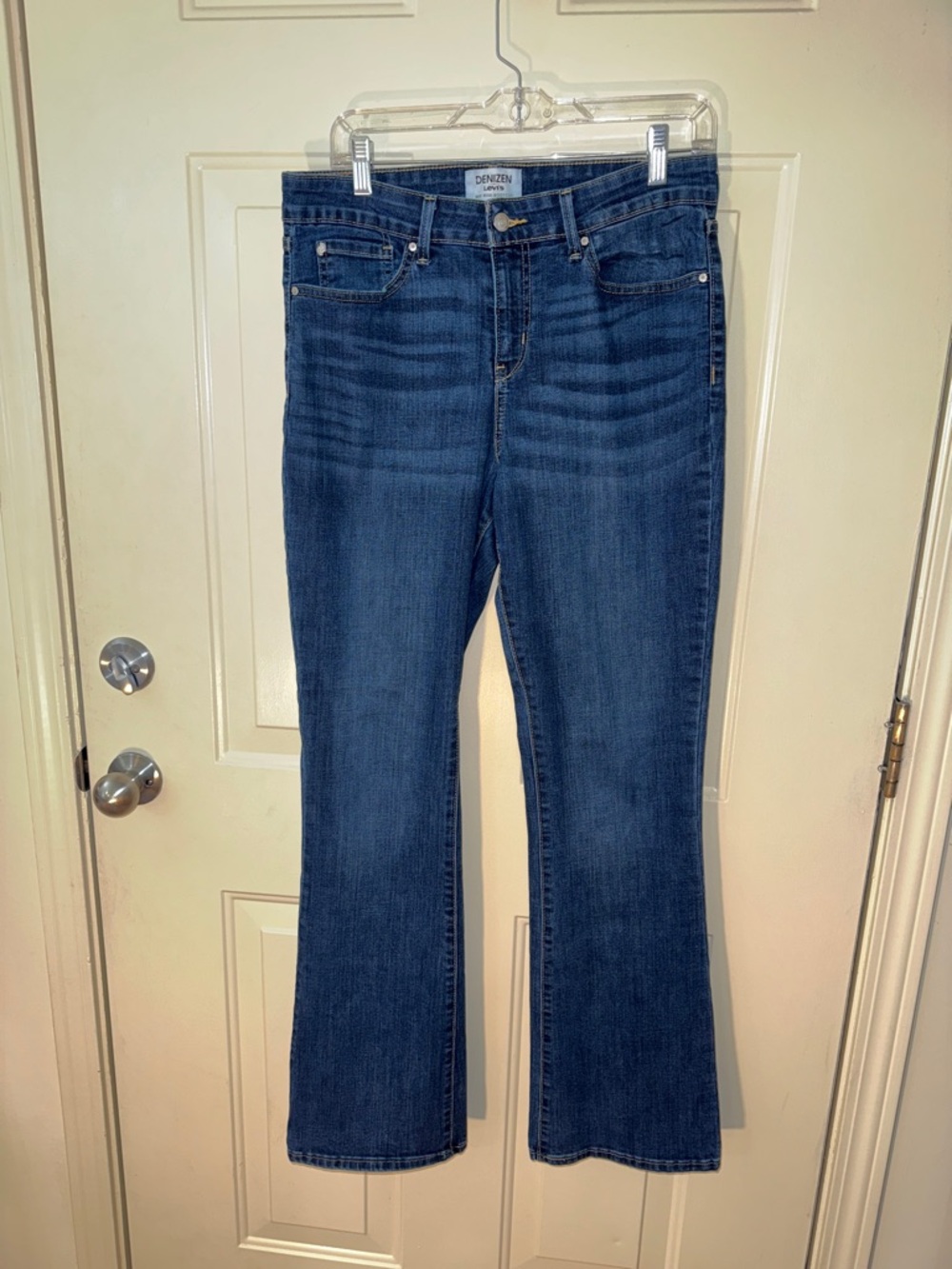 Levi's Women's Dark Blue Bootcut Jeans Size 12M (31 32)
